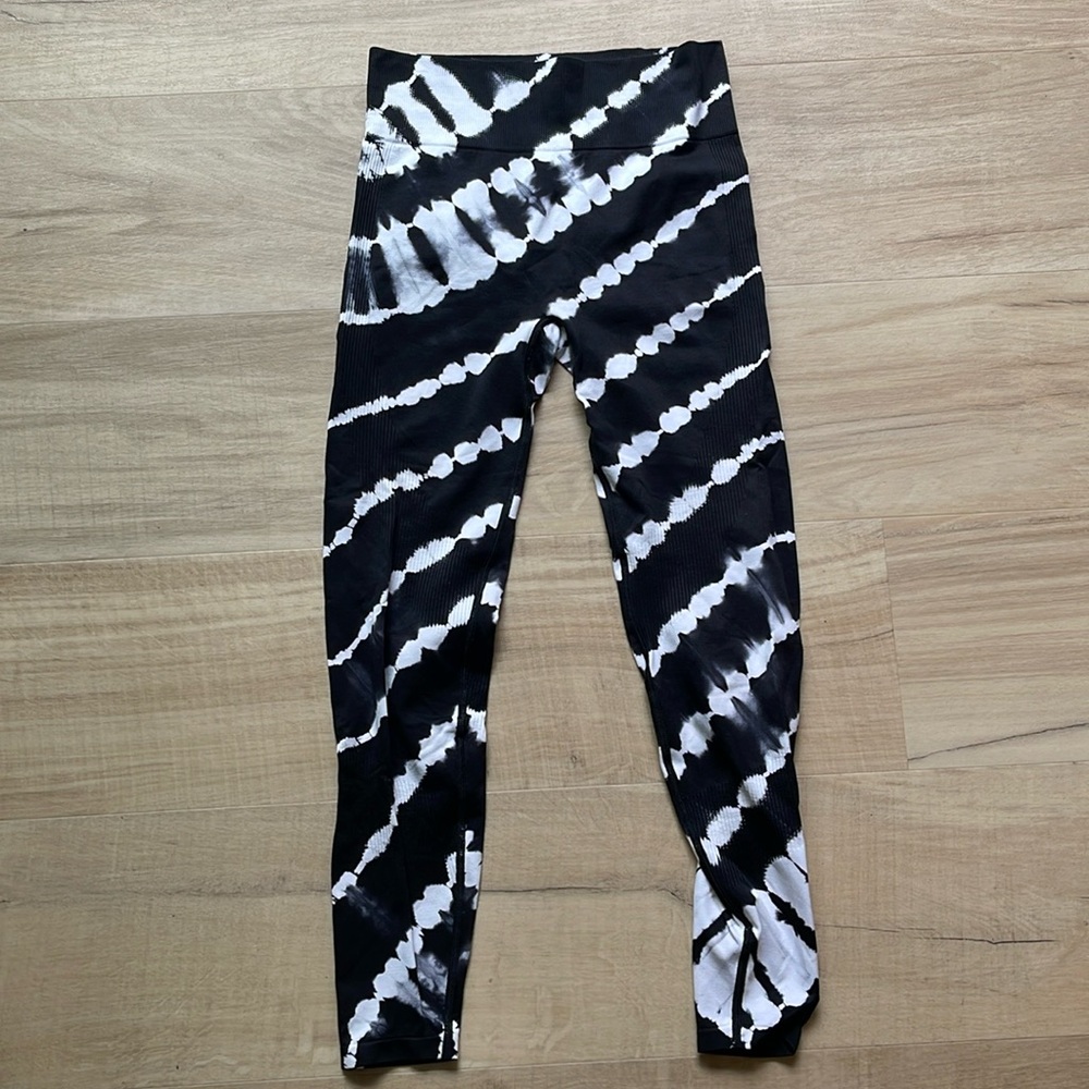 PINK Victoria Secret leggings